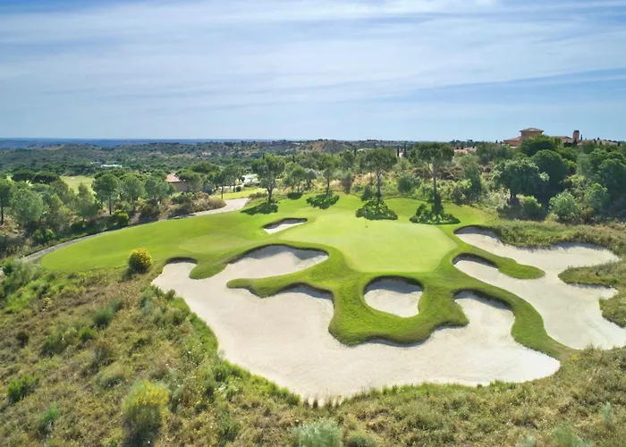 Monte Rei 3 Bed Penthouse Apartment