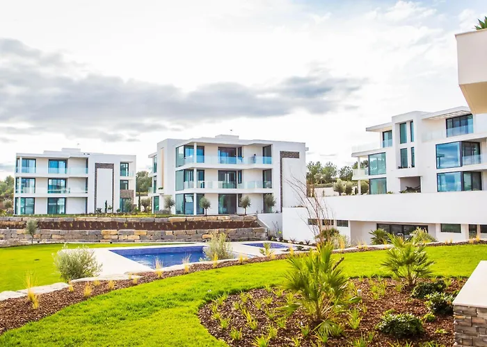 Apartment Monte Rei 3 Bed Penthouse